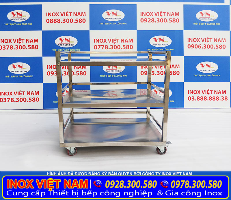 Giá xe đẩy inox 3 tầng mua tại xưởng Inox Việt Nam của chúng tôi uy tín chất lượng giá gốc.
