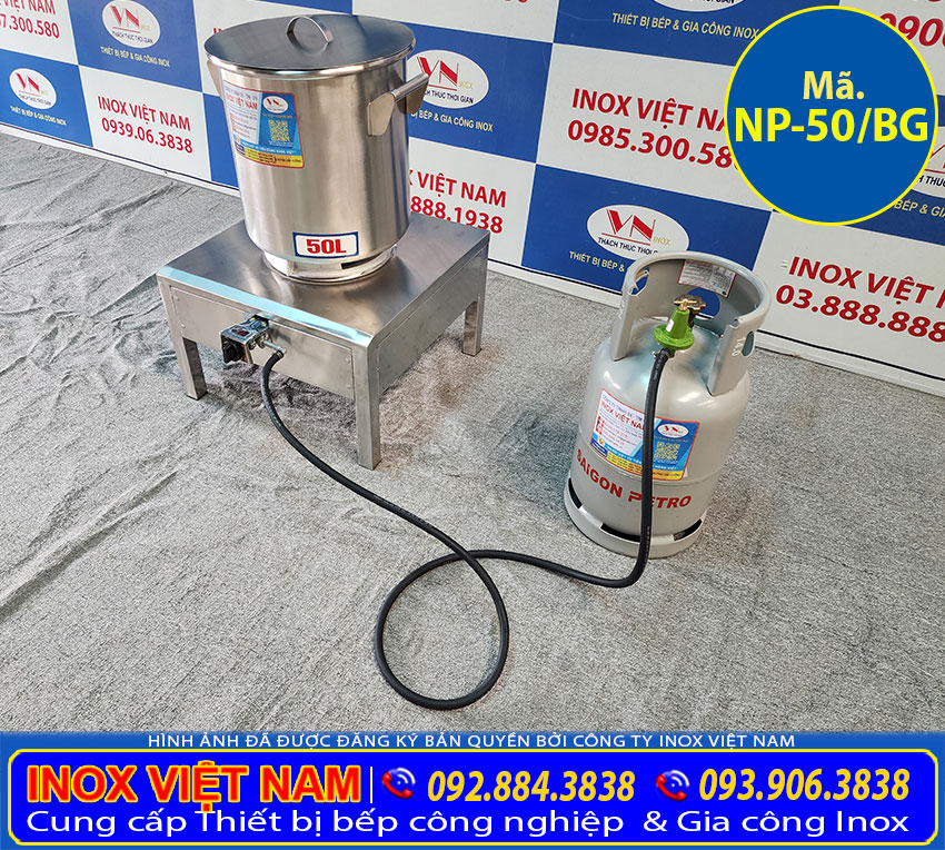 nồi phở cùng với bếp gas công nghiệp được làm bằng inox 304 để đảm bảo chất lượng và độ bền.